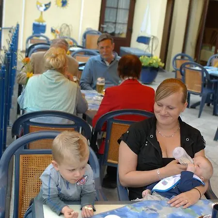 Haus Schwanensee 酒店