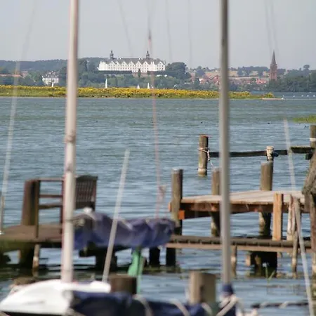 酒店 Haus Schwanensee 3*