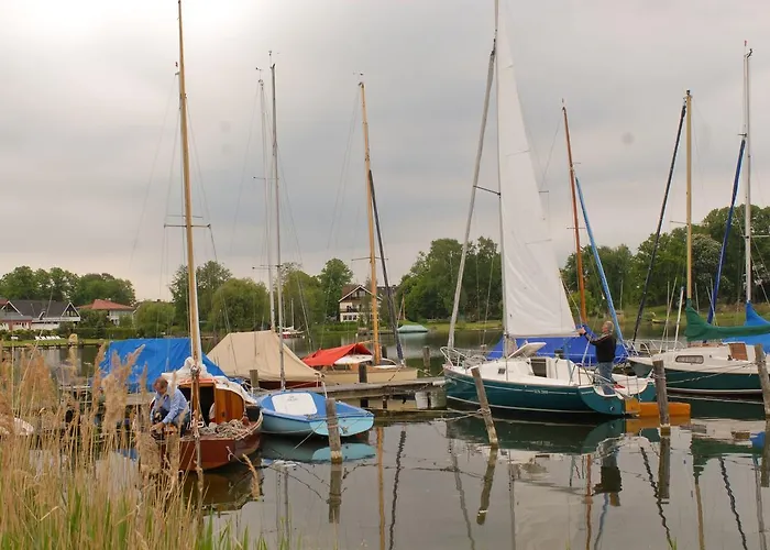 Haus Schwanensee Hotell 3*